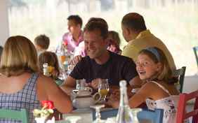 Gut gestärkt in den Tag - Foto: Ingo Wandmacher